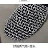 Pantuflas Cerradas Transpirables de Malla Hueca para Mujer 2025 Verano y Otoño Nuevas Moda Europea y Americana Nicho Sandalias de Deslizamiento Tejidas