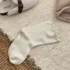 Meias de Início de Outono Zhuji para Mulheres, Meias Básicas Simples de Renda, Meias de Cor Sólida Doce para Meninas, Meias de Cano Médio Enrugadas para o Inverno