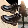Botas de Estilo Chino Nuevas para Otoño e Invierno para Mujer 2025 Botines de Terciopelo Estilo Británico Nuevos Botines Cortos de Suela Gruesa Botines Cortos Súper Populares que Aumentan la Altura
