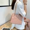 Bolso de mano con rombos de moda, novedad de verano 2022, elegante bolso de mujer de gran capacidad, bolso de mano popular y moderno.