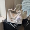 Bolso de ocio de gran capacidad popular de este año para mujer 2024 nuevo bolso tote de arte fresco para llevar al hombro, bolso de clase