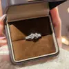 Exquisito anillo de lazo estilo coreano para mujer, anillo abierto ajustable de moda, incrustado con circonita, joyería súper brillante, producto transfronterizo más vendido