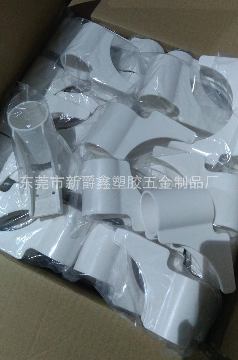8E758FE0A4EF8C051F942D6E93BF39