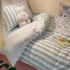 Conjunto de Três Peças para Cama de Solteiro de Dormitório Algodão Puro 2025 Novo Cama Lençóis Colcha Roupa de Cama Conjunto de Quatro Peças Algodão Lavado