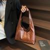 Bolsa Transversal de Ombro Único com Rebites de Motocicleta Europeia e Americana, Bolsas de Couro com Cera de Óleo, Estilo Simples Wasteland, Grande Capacidade, Bolsa Tote Retrô Feminina