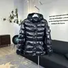 Chamarra ligera de plumón Moncler m-brand con cuello de piel, corte ajustado, para mujer, estilo corto, cuerpo acanalado ajustado, engrosada, cálida, casual