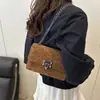 Bolsa de Corrente Retrô Transfronteiriça da Moda para Mulheres 2025 Nova Moda Bolsa Transversal de Ombro Único Personalidade Moderna Ins Bolsa Quadrada Pequena
