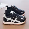 Zapatos Deportivos Transpirables de Malla Casual para Niñas, Nuevo Modelo Primavera/Verano 2026 para Niños Pequeños, Tenis de Guardería, Zapatos de Entrenamiento para Niños
