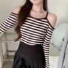 Cuidado con la Camiseta Base de Manga Larga Rayada Descubierta de Hombros para Mujer 2025 Otoño Dulce y Atrevida Chic Top Corto de Cintura Alta