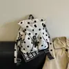 Bolsa de Ombro de Bolinhas Nicho Estilo Coreano para Mulheres Verão 2026 Nova Grande Capacidade para o Dia a Dia Múltiplos Bolsos Bolsa de Mão com Aba