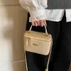 Bolso de Mano Pequeño Estilo Nuevo 2026 Transfronterizo para Mujer, Bolso Cuadrado Pequeño Caja de Hombro con Patrón Tejido de Lujo Ligero, Bolso de Moda