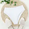 2026 Verão Europeu e Americano Aliexpress Novo Cor Sólida Sexy Cintura Alta Triângulo Multicolorido Calcinha de Biquíni de Praia para Mulheres