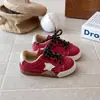 Sapatos de Estrela para Meninas 2026 Outono Novos Sapatos Infantis Solado Macio Confortáveis Sapatos Casuais para Meninas Mais Velhas Tênis