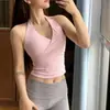 Top de yoga sexy com decote em V e alças cruzadas no pescoço, com bojos para mulheres, sem mangas, de secagem rápida, com sensação de pele nua, adequado para esportes e fitness, com um lindo design nas costas