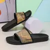 Chinelo de Casa Celebrado na Internet Marca da Moda 2025 Verão da Moda Antiderrapante Fashionável Novo Look Casual Praia Masculino
