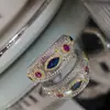 Versa librito rojo nuevo Anillo esmeralda vintage Anillo de lujo ligero tesoro colorido Anillo ajustable incrustado de diamantes