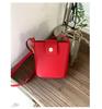 Bolso de Teléfono Móvil Estilo Vintage de Nicho para Mujer 2025 Nuevo Moda Bolso Cubo para Salir Bolso Cruzado de Hombro de Moda Ins