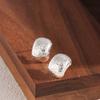 Aretes de Plata Esterlina S925 Estilo Frío INS Metal para Mujer Nuevo Estilo Caliente Simples en Forma de C Retro Plisados Distintivos