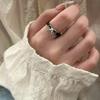 Anillo de Cuentas de Lazo de Plata Esterlina S925 para Mujer Exquisito Dulce Estilo Cool Perla Ónix Negro Reflex Cuerda Anillo de Dedo Nicho