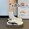 Zapatos de suela gruesa estilo alemán para mujer, nuevo lanzamiento otoño 2026, blancos con bloques de color, que aumentan la altura, ligeros, versátiles, zapatitos blancos, zapatillas deportivas casuales