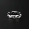 Anillo Vintage Ciudad Solitaria para Hombres, Anillo Sencillo para Estudiantes, Anillo Sencillo de Cobre Acolchado para Dedo Índice o Meñique, Anillo Artístico Vintage