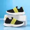 Zapatos infantiles para niños y niñas, zapatos de malla sencillos, verano, finos, transpirables, de malla, slip-on, suela suave, zapatos deportivos casuales para niños