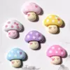 Nuevo Hongo de Lunares Juguete de Comida Dibujos Animados DIY Pegamento de Crema Resina Pequeños Accesorios Charms para Crocs Paquete de Materiales para Adornos