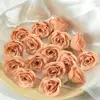 Cabeza de Flor Rosa Simulada DIY Hecho a Mano Caja de Regalo de Boda Decoración de Regalo Decoración de Ropa Corona Flor de Seda Lote