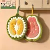 Toalla de mano linda de dibujos animados creativa bordada con frutas, colgante, felpa de coral engrosada, no suelta pelusa, absorbente, secado rápido