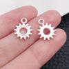 Colgante de Aleación Retro Hueco de Estrella Luna Sol de Cinco Colores Pulsera Hecha a Mano Llavero Accesorios Joyería Colgante