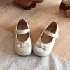 Sapatos de Princesa Cor Sólida Estilo Doce para Meninas 2026 Primavera e Outono Novos Laço Versátil Sapatinhos de Couro Bico Redondo Sola Macia Flats