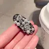 Grampo de Cabelo Oval Brilhante com Strass Cristal Pérola Estilo Coreano Elegante Luxo Leve Moda Versátil Toque de Alto Padrão Clipe Lateral Clipe de Bico de Pato para Mulheres