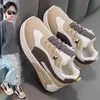 Zapatos Deportivos para Niños 2026 Primavera Nuevo Modelo Suela Blanda Antideslizantes Ligeros Modernos Versátiles Cómodos Zapatos Casuales para Niños Mayores