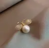 Broche Antideslizante de Perla de Abeja Clip de Bufanda de Alta Gama para Mujer para Asegurar Ropa, Pin Pequeño para Decoración de Cuello en Verano