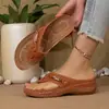 Nueva colección Primavera/Verano 2026: Sandalias para mujer de talla grande con detalles cosidos, diseño de chancla, aptas para la playa, disponibles en varios colores, cómodas y adecuadas para ventas transfronterizas