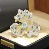 Broche de Flor de Zirconia Azul Rosa de Lujo de Gama Alta con Incrustaciones de Piedra, Pin Floral Tridimensional para Mujer