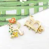 Acessórios para Joias DIY, Pingentes Pequenos de Liga Esmaltada, Acessórios de Pingente para Pulseira, Tags Florais com Letras Inglesas, 1 Peça