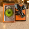 Llavero de Manzana de Resina con Cuentas Colgante Creativo de Fruta Estilo Miu Cadena para Colgar en Coche Bolsas Pulsera de Perlas Teléfono Móvil
