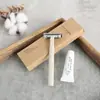 Itens de Higiene Pessoal Descartáveis para Hotéis de Luxo, Pousadas, Casas de Hóspedes e Hospitalidade Doméstica: Kit de Escova de Dentes Macia Descartável e Pasta de Dente