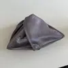 Pinza Triangular para el Cabello Estilo Francés con Estampado para Mujer, Estampado en Relieve de Satén, Pinza Triangular de Gama Alta, Pasador para la Parte Trasera de la Cabeza, Pinza de Tiburón
