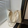Bolso de Gran Capacidad para Mujer Otoño Combinable 2024 Nuevo Bolso de Hombro de Alta Gama Popular de Este Año Bolso Tote para Ir al Trabajo