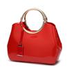 Bolsa Feminina Brilhante de Couro Patente 2022 Bolsa de Noiva para Casamento Bolsa de Mão Feminina Ombro Transversal Bolsa Moldada Guangzhou Atacado