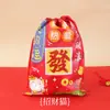 Bolsas de Regalo con Cordón de Año Nuevo del Año del Caballo en Stock, Bolsas de Regalo Rojas, Buena Suerte y Prosperidad, Bolsas de Regalo Divertidas y Festivas al por Mayor