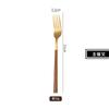 Vajilla de acero inoxidable transfronteriza, cuchillo, tenedor y cuchara, juego de cinco piezas principales, mango de clip con veta de madera, mango de madera de imitación, vajilla de estilo coreano, cuchillo y tenedor para carne.
