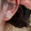 Pendientes de botón de flor de esmalte para primavera/verano, diseño único, versátiles, lujo ligero, compactos, exquisitos, pendientes dulces y elegantes