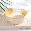 Pulseira Aberta Semi-Circular com Gotejamento de Óleo Transfronteiriça, Design de Moda de Nicho, Pulseira com Toque de Luxo para Mulheres, Pulseira de Aço Inoxidável Atacado
