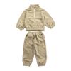 Conjunto de Inverno Coreano Infantil 2025 Nova Roupa Infantil Pulôver com Meio Zíper e Gola Alta para Homens e Mulheres Conjunto de Duas Peças com Forro de Lã para Bebê
