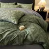Juego de ropa de cama de cuatro piezas de algodón cepillado, algodón puro, estilo retro francés, adecuado para el dormitorio principal, incluye una sábana plana, una funda nórdica y una sábana bajera.