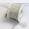 Rollo Completo de 9m Cadena de Strass Blanca de Colores sobre Base Plateada de 3mm para Fundas de Teléfono DIY, Bolsos, Etc.