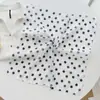 Bufanda Cuadrada Pequeña de Algodón y Lino con Lunares Nueva de Verano para Mujer Bufanda Decorativa Versátil Casual Coreana Cinta para el Cabello Bufanda de Seda